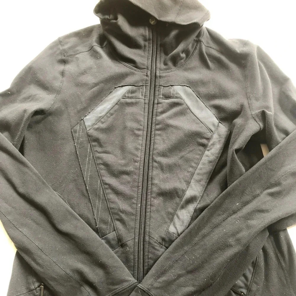 Lululemon Full Zip - Picture 7 of 9